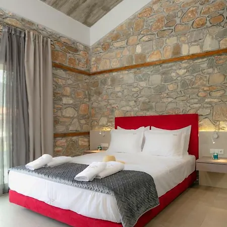 Angelo Suites *
